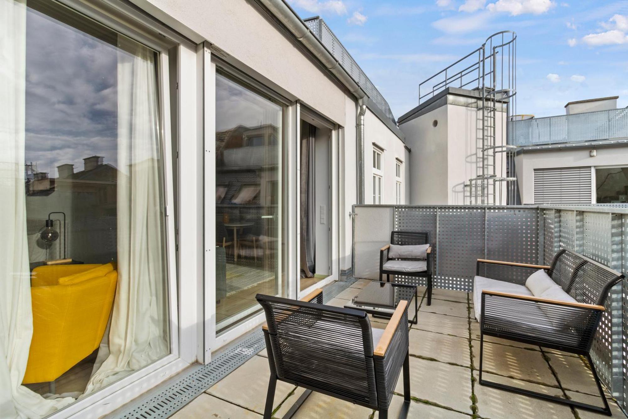 Terrace - 75 M² - Near Wiener Stadthalle Exterior foto